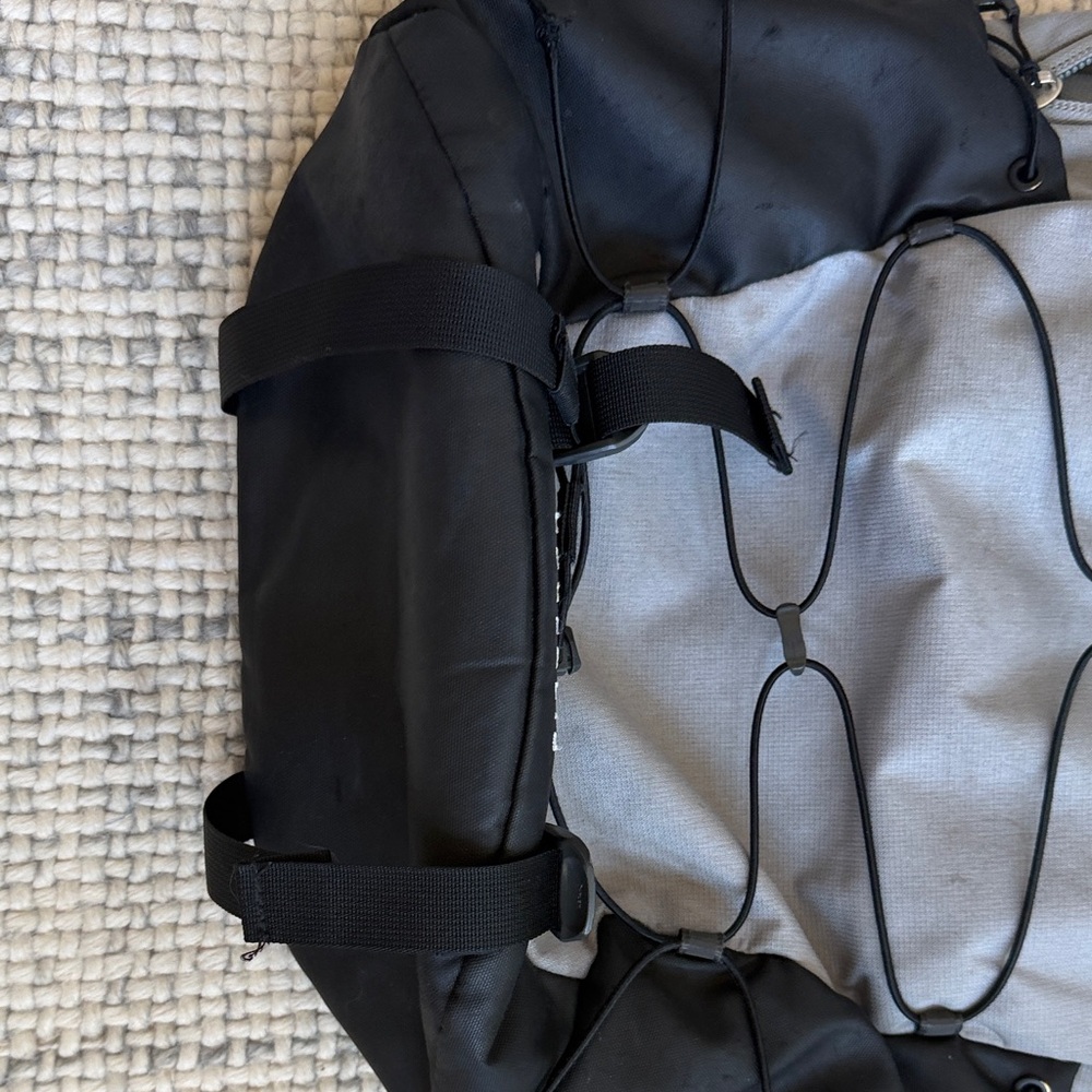 The North Face Borealis Gray and Black Backpack - Picture 9 of 9